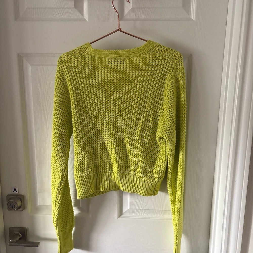 John + Jenn lime green cardigan Size S - Picture 3 of 5